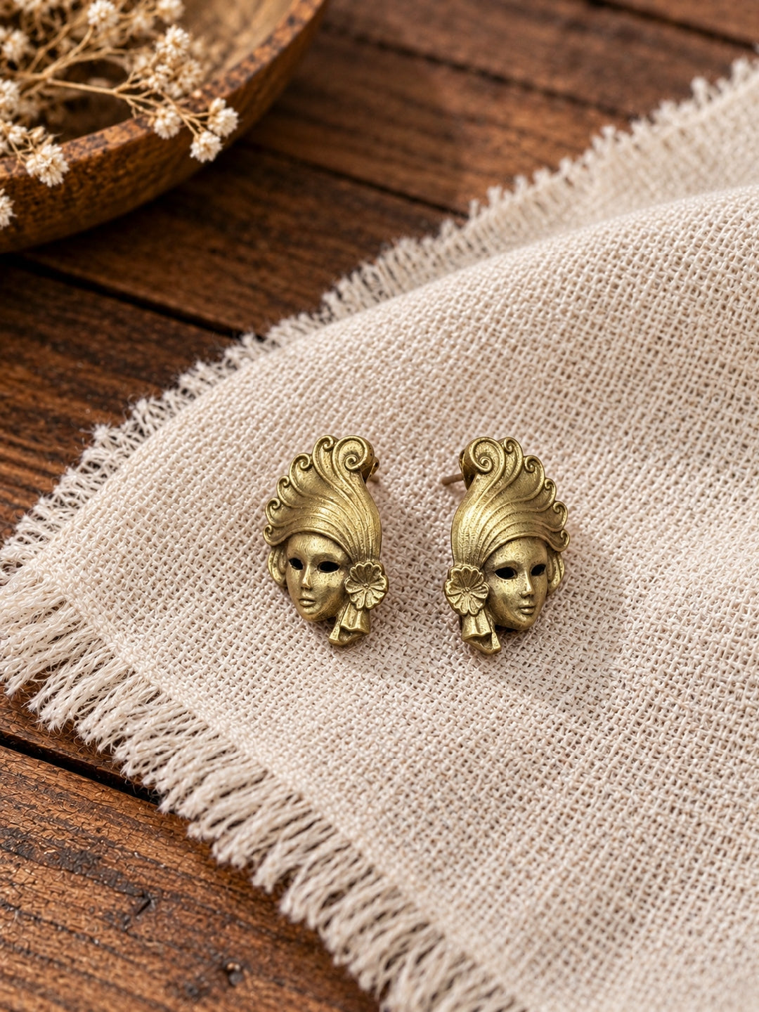 KoraKanvas Mask of Kora Brass Studs 3