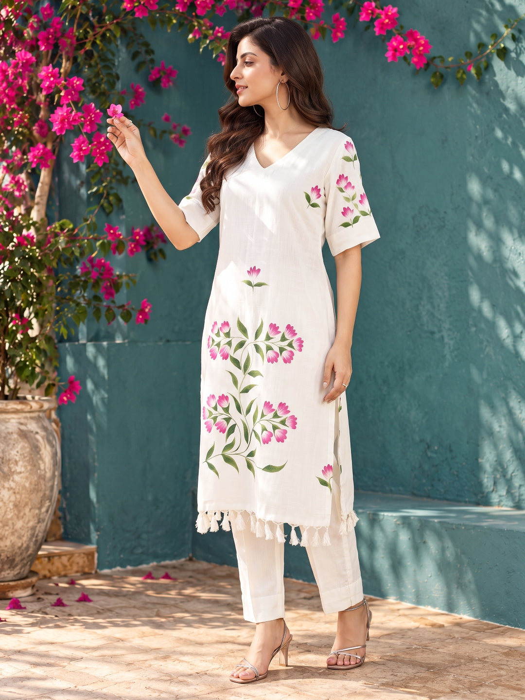 KoraKanvas Hand-Painted Silk Kurta Set 4