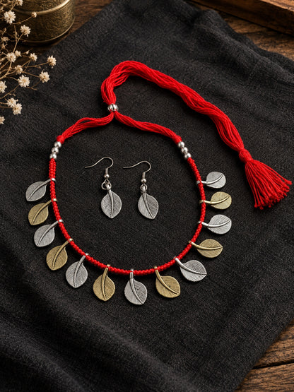 KoraKanvas Leafy Expression Brass Necklace 3