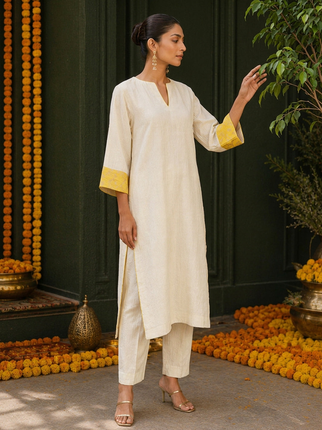 KoraKanvas Marigold Ivory Tissue Kurta Set 4